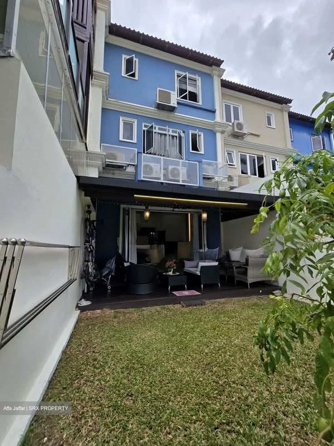 Loyang Villas (D17), Terrace #573675131